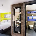 Farinet 3*